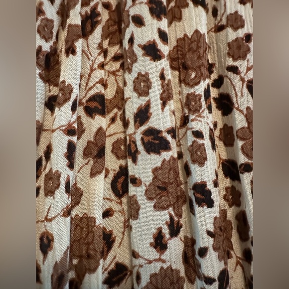 Amuse Society- Floral Print Sleeveless Romper (Size L) - Picture 5 of 13